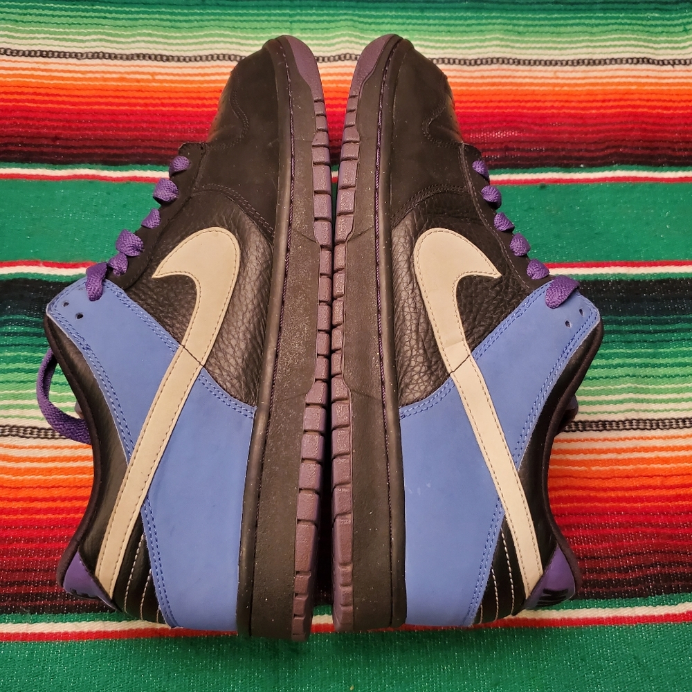 Nike Dunks - Picture 4 of 7